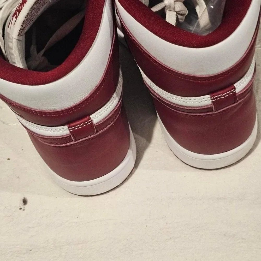 Nike Air Jordan 1 Retro High OG Team Red White DZ5485-160 Mens 11.5 Sneaker